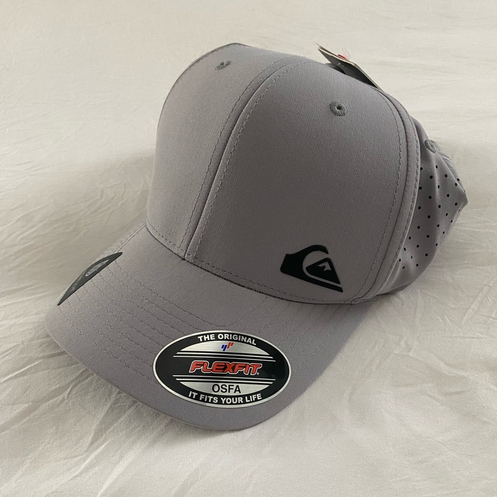 Quiksilver Gray Flexfit Stretch Performance Hat